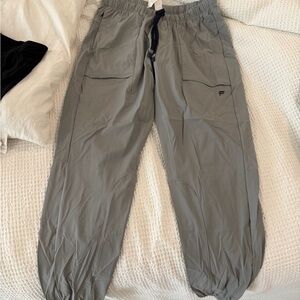 Fabletics Men's Gray Joggers